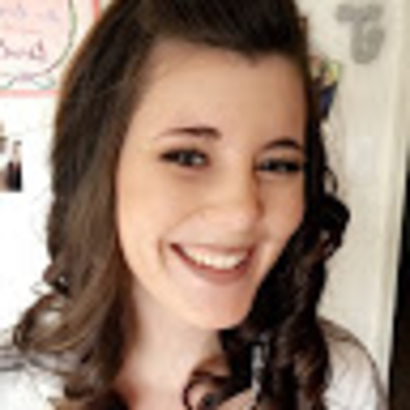 Meet your Posher, Allie - Picture 1 of 1